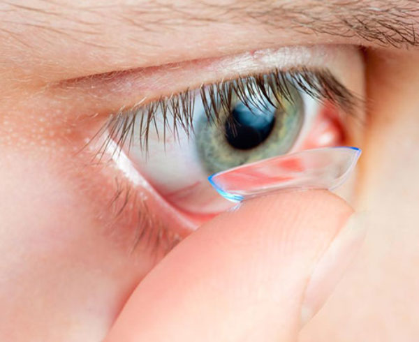 put-in-contact-lenses